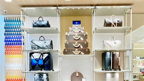 louis vuitton kuwait salhiya|louis vuitton kuwait price.